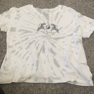 Hollister white short sleeve shirt